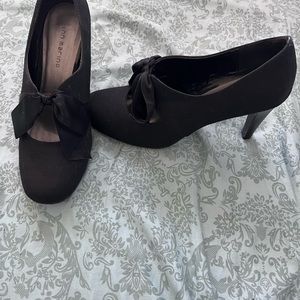 Ann Marino black high heels size 8M